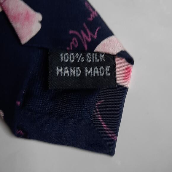 Avon Breast Cancer Crusade Kiss Goodbye To Breast Cancer Silk Tie - Picture 5 of 5
